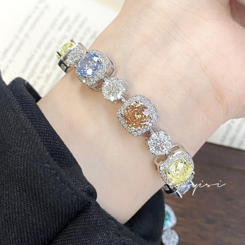 Bakrena narukvica s osmerokutnim Millenijskim rezom i dijamantnim ugradnjama