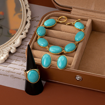 Set de bijuterii vintage din cupru placat cu aur, piatră naturală ovală, cercei, brățară și inel