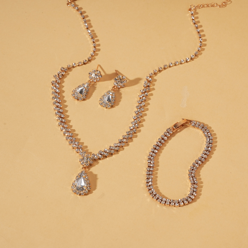 Set nakita: naušnice i ogrlica s rhinestone privjeskom u obliku kapljice vode, oblici srce/kapljica/zvono, standardni lanac, elektroplatiranje
