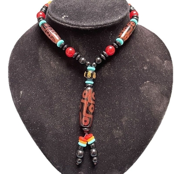 Дзи огърлица с девет очи от агат — геометричен дизайн, естествен агат, полирана повърхност