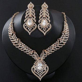 Dva dijela nakita: ogrlica i naušnice od legure sa kristalima, retro stil, elektroplatiranje