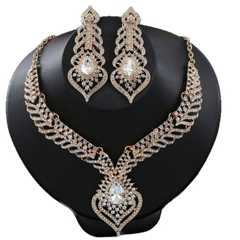 Dva dijela nakita: ogrlica i naušnice od legure sa kristalima, retro stil, elektroplatiranje