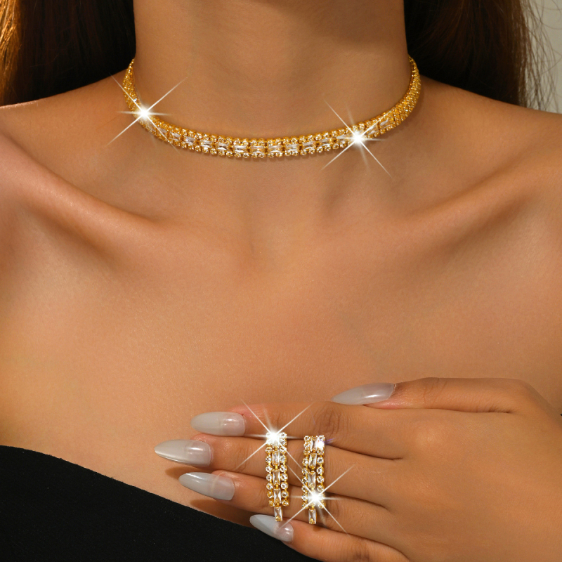 Set nakita: ogrlica i naušnice s kandžastom lancem i kristalima (Materijal: ekološki čista bakar; Obrada: ekološko elektroplatiranje; Pattern: Cross/Crown/Roman numerals)