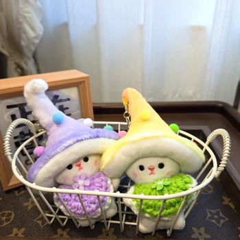 Плюшено гъбено кукло за чанта: карикатурен дизайн, пълнеж PP памук, къс плюш