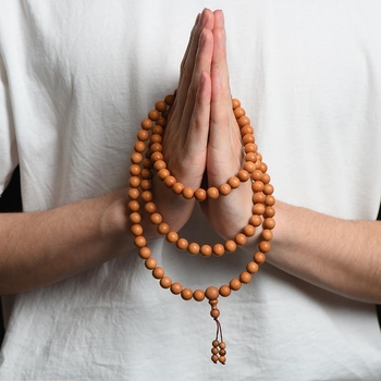 Дървена гривна с будистки мъниста, класически стил, ръчна изработка и полиране, Есен 2022