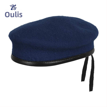 Berete, universāla kasmīra kupolveida forma, vienkrāsains raksts, izšūts logotips, pielāgojama