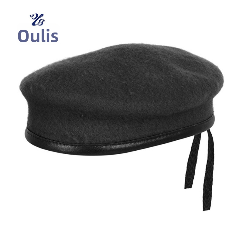 Berete, universāla kasmīra kupolveida forma, vienkrāsains raksts, izšūts logotips, pielāgojama