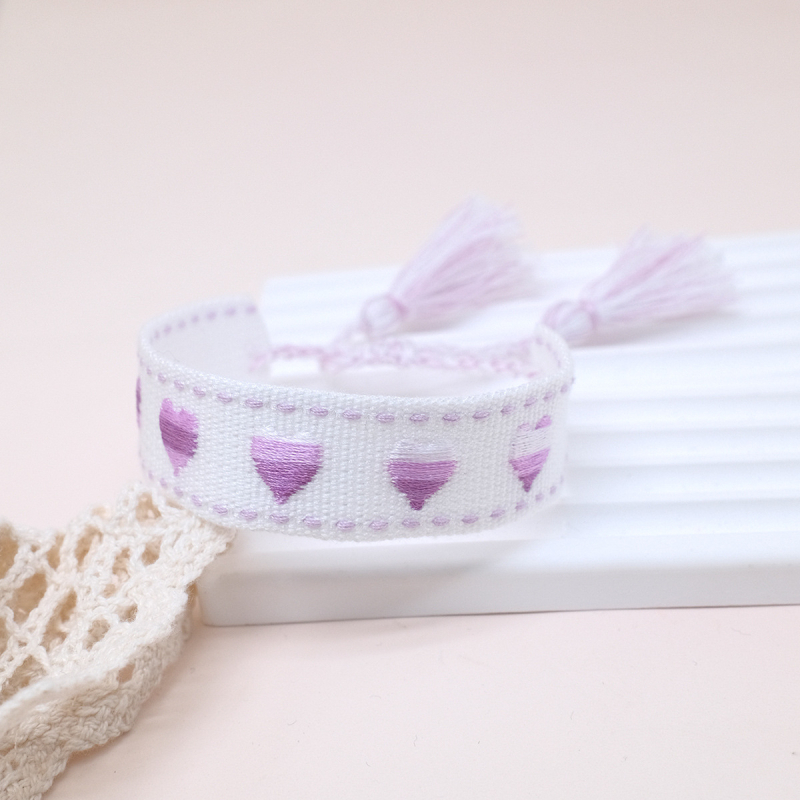 Narukvica s perlama, ručna izrada, etno stil, unisex, motiv srca i petokraka zvijezda, mogućnost prilagođenog loga