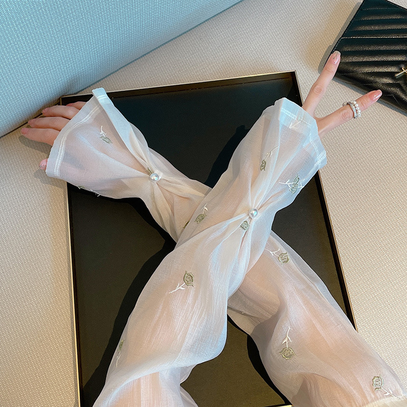 Női napvédő ujjak hímzett virágokkal, gyöngy gombbal, laza harang alakú ujj