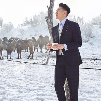 Κομψή καρφί για πέτο με αλυσίδα για τον γιαλαι, διακοσμητικό σχέδιο με λουλούδι, ανδρικό κοστούμι, πολυτελές αξεσουάρ (Υλικό: Χαλκός, Διαδικασία: Ηλεκτροπλατίωση, Λειτουργία: Πολυλειτουργικό, Τύπος: Καρφί για πέτο, Στυλ: Μοντέρνο καθημερινό)