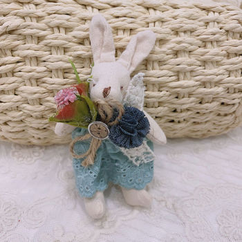 Καρφίτσα με μοτίβο λαγουδάκι, δαντελένιο τελείωμα, γλυκό καρτούν σχέδιο — Χειμώνας 2022