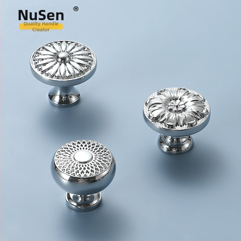 Skapja durvju rokturis ar rozes ziedu dizainu, franču stilā, vara materiāls, modelis 301