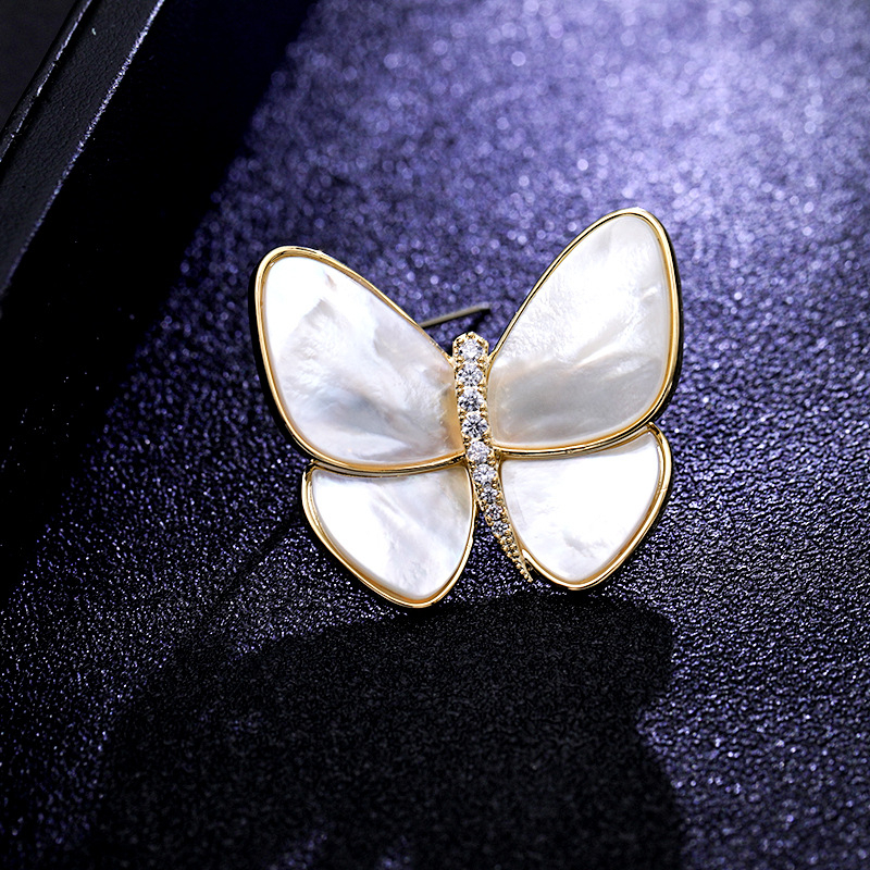 Broš s leptiricom od prirodne školjke i cirkon, elegantan ženski nakit, cvjetni dizajn, ugradnja, Liyu Jewelry