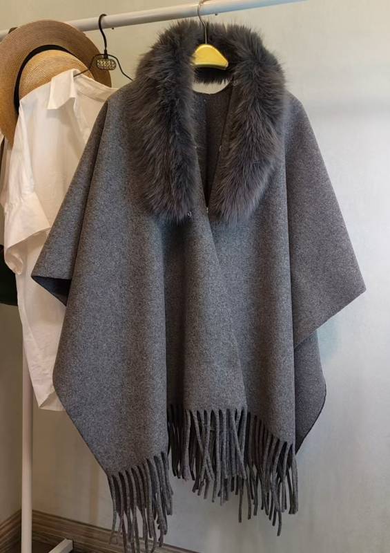 Šal za jesen-zimu od akrila/umjetne vune, s odvojivim umjetnim krznom, jednobojni uzorak, zadržava toplinu, završna obrada tie-dye