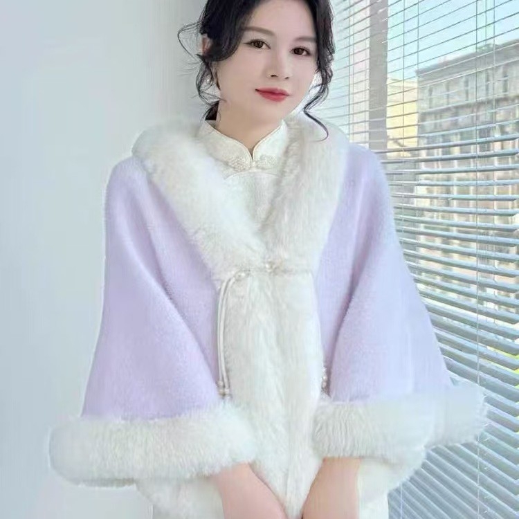 Naistele mõeldud kootud mantel rahvusliku stiiliga, akrüül/sünteetiline vill, džakard-kude, hoiab sooja