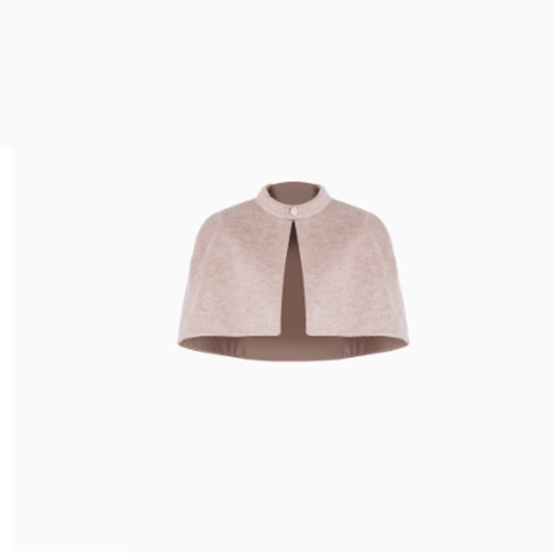 Palton damă din amestec poliester-lână, cu guler înalt, mâneci lungi, închidere cu nasturi pe un singur rând, lungime medie, patchwork detaliu