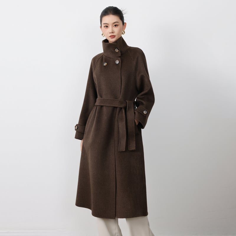 Moteriškas vilnonis palto su stovinčiu apykakle, raištelių detalė, ilgas laisvas siluetas, vilnos-yak mišinio