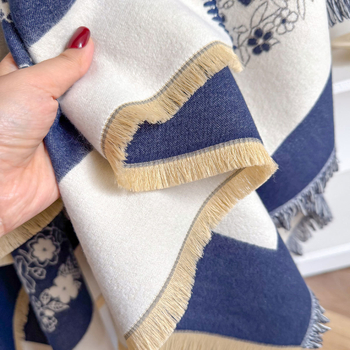 Женски дебел топъл шал-пелерина за зима, имитационен кашмир, warp-knit тъкане, Totem жакардов модел, 130 см ширина