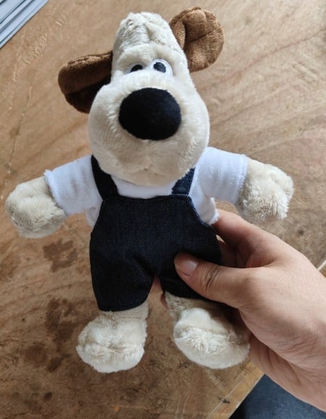 Shuntai плюшено куче-подвеска за кола и чанта — къс плюш, пълнеж PP памук, персонализирани мостри