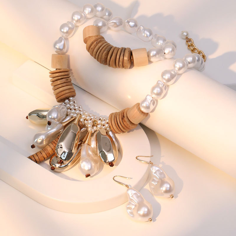 Геометричен комплект бижута от изкуствени перли: огърлица, обици и гривна — ръчно плетено, марка Gute, регулярна верига