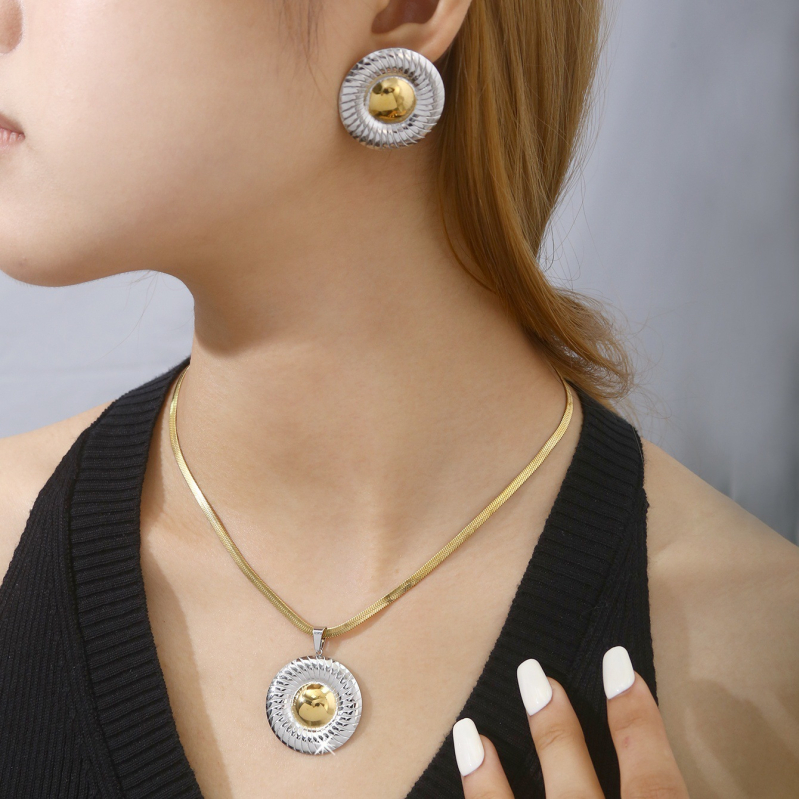 Set colier cu pandantiv în formă de stea cu cinci colțuri — oțel inoxidabil, lanț lamelar, pandantiv cu pietre încrustate mixte, model inimă/picătură de apă/clopot, cercei incluși