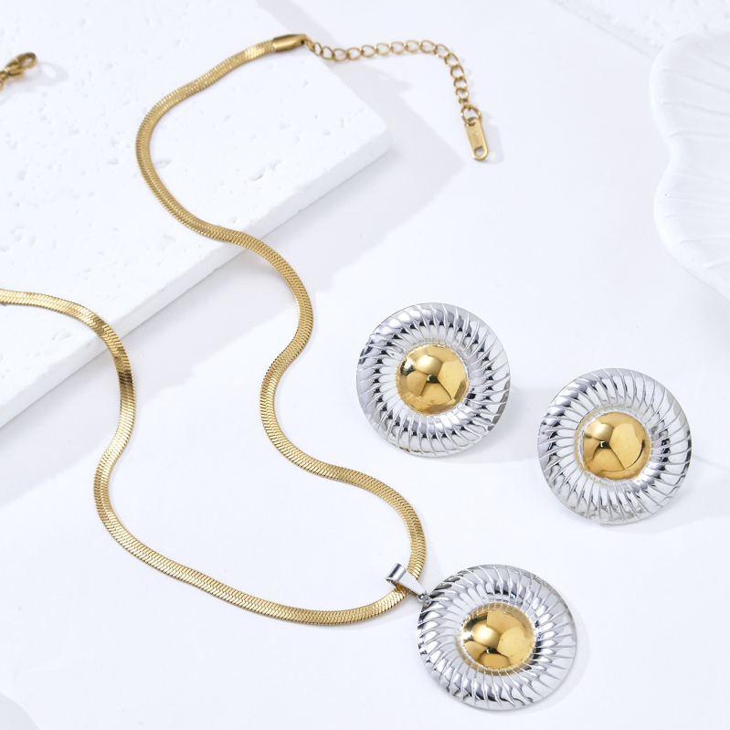 Set colier cu pandantiv în formă de stea cu cinci colțuri — oțel inoxidabil, lanț lamelar, pandantiv cu pietre încrustate mixte, model inimă/picătură de apă/clopot, cercei incluși