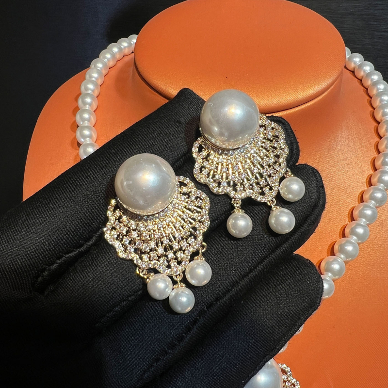 Set nakita: ogrlica s biserom i naušnice, bakar, elektroplating, vintage stil