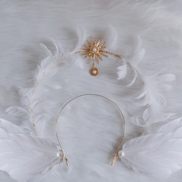 Galvas lentīte ar aureolu, krustu un spalvām — Materiāls: kokvilna un lina; Zīmols: cits; Izcelsme: Cita; Piegādes gads/sezona: Cits