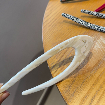 Igla za kosu s okruglim dijamantnim detaljem, dvostrani vilica dizajn, stil mašna, materijal: octena kiselina, proljeće 2025