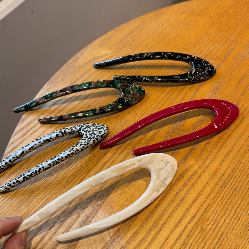 Igla za kosu s okruglim dijamantnim detaljem, dvostrani vilica dizajn, stil mašna, materijal: octena kiselina, proljeće 2025