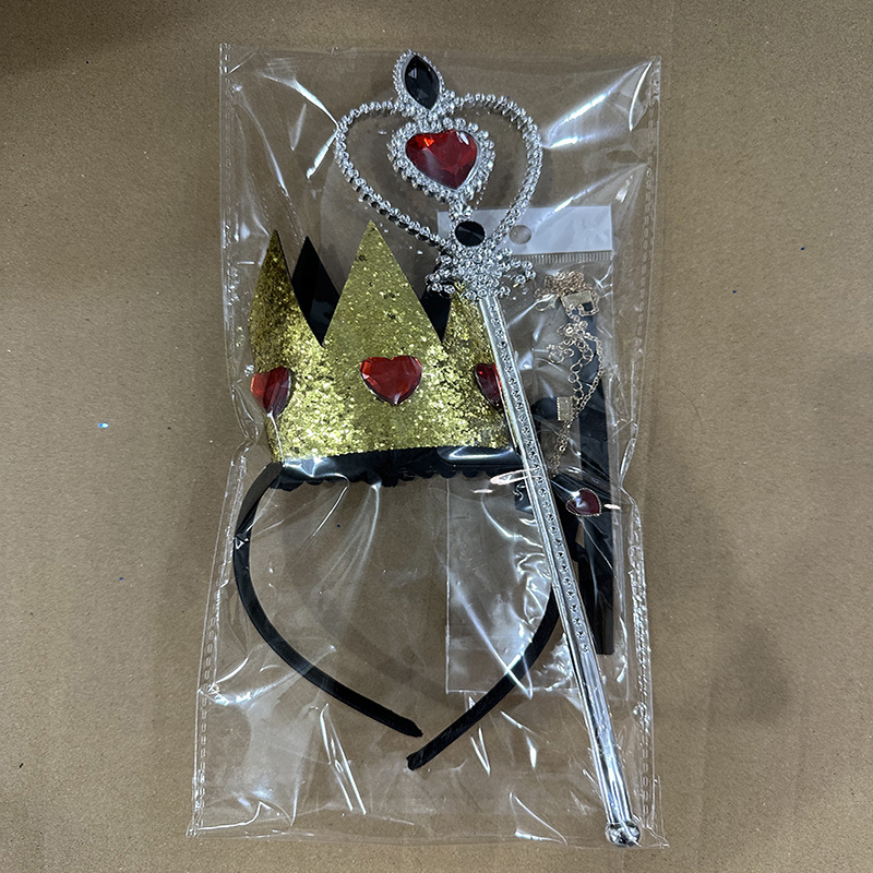 Σετ κοσάπλεϊ για το Halloween: Κορώνη, Κολιέ και Ραβδί Μαγείας – Υλικό: Πλαστικό/ρητίνη; Στυλ: Κινούμενο σχέδιο, Παιδιά; Διακόσμηση: Κορώνη; Επεξεργασία: Ηλεκτροεπιχρύωση; Κατηγορία προϊόντος: Αξεσουάρ κεφαλής