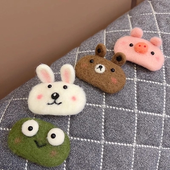 Klip za kosu s zecom od vunenog filca - ručno izrađeno, gripper tip, crtani stil, za žene, jesen 2024