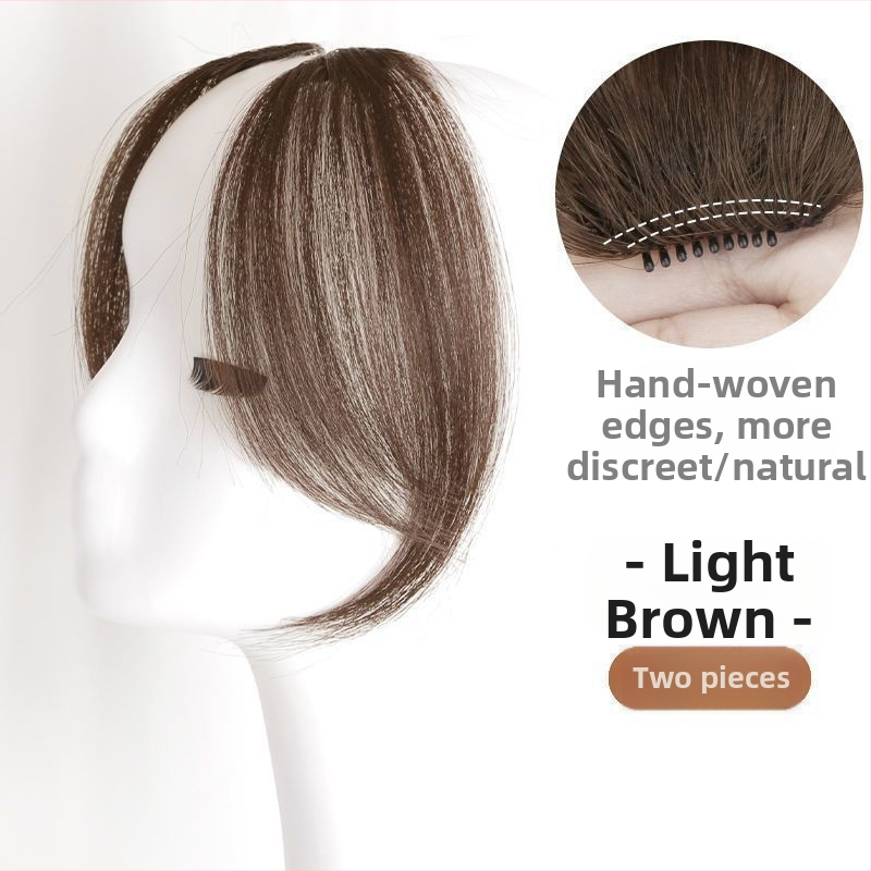 Sieviešu parūka ar diagonālajām bangs — temperatūrai izturīgas šķiedras; dabīga matu līnija; piemērota visām sejas formām; nav permas vai krāsošanas