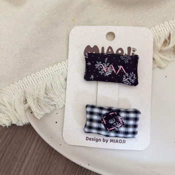 Detský set štvorcových BB sponiek s kvetinovou aplikáciou, ručne vyrobené, bavlna