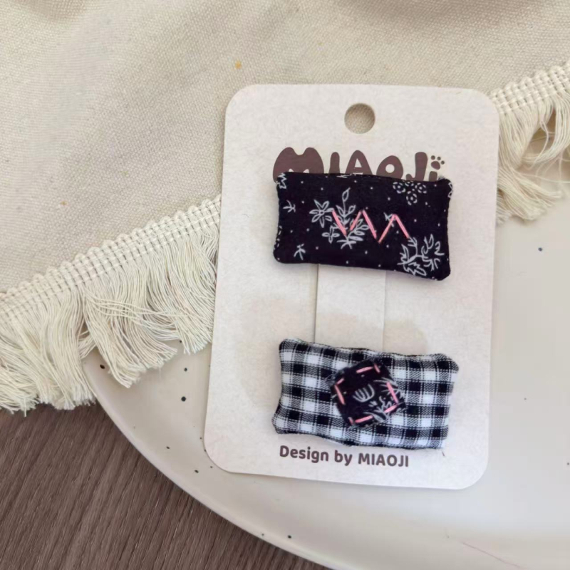 Detský set štvorcových BB sponiek s kvetinovou aplikáciou, ručne vyrobené, bavlna