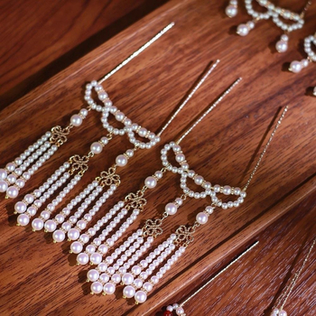 Matu aksesuārs ar pērlītēm un pūciņām, retro stils (Materiāls: sajaukts materiāls; Stils: retro; Forma: sievietēm, pērlītes; Iepakojums: atsevišķs iepakojums; Kategorija: matu aksesuāri)