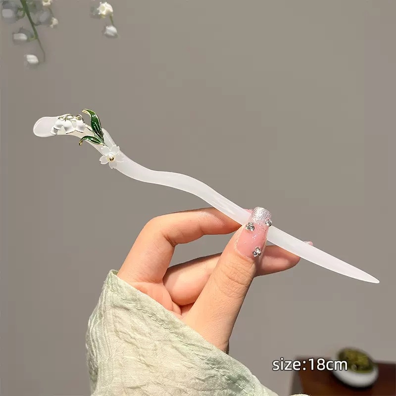 Retro ziedu matu sprādze — plastmasa/rezīns, aizmugurējai galvas daļai, ar ziediem, individuāli iepakota, pielāgojama