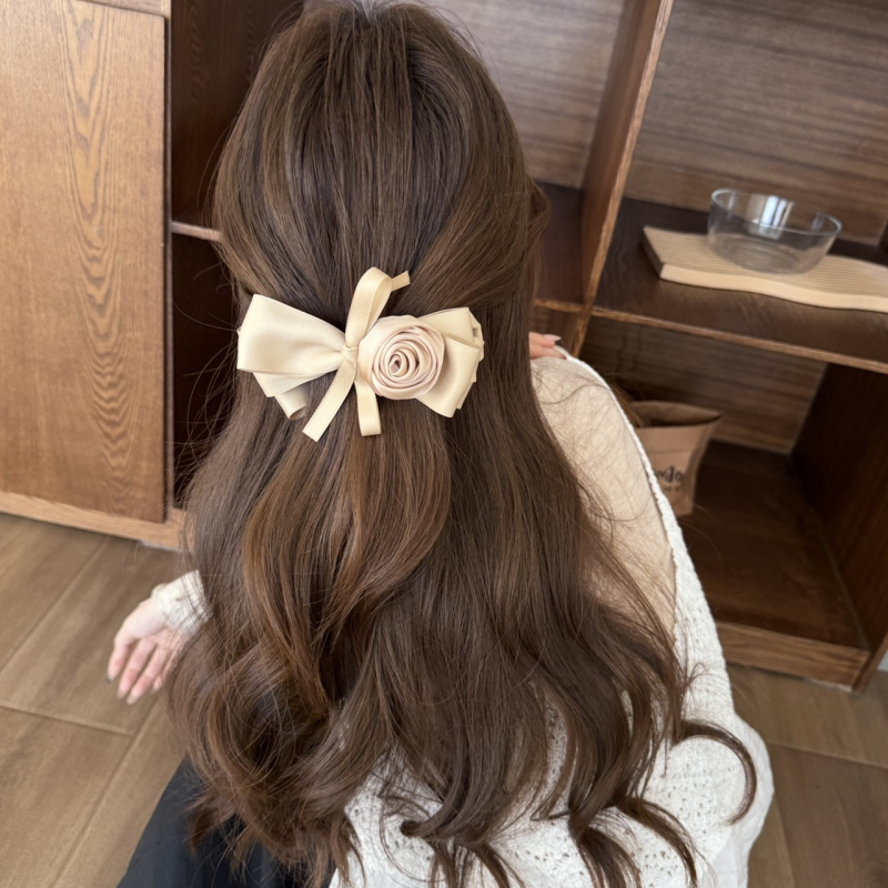 Banán formájú hajcsat 3D rózsával és szalaggal, kézműves, virágos stílusú fejfedő nőknek