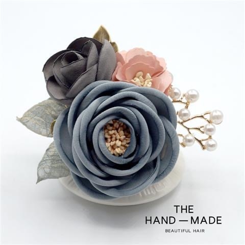 Καρφί ρούχων με υφασμάτινο λουλούδι – για φουλάρι, πουλόβερ και παλτό, χειροποίητο διακοσμητικό