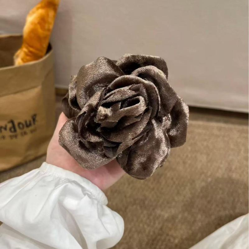 Clamă de păr din catifea cu camelia, clemă cu dinți, lucrată manual, stil feeric