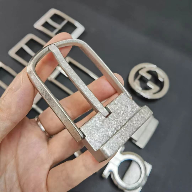 Spona za remen od čistog titana, Xinxin Titanium, poslovni stil, vijčano pričvršćivanje