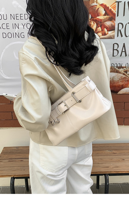 Pečių rankinė su lokomotyvo sagties dizainu, didelis talpa, PU pamušalas, ruduo 2024