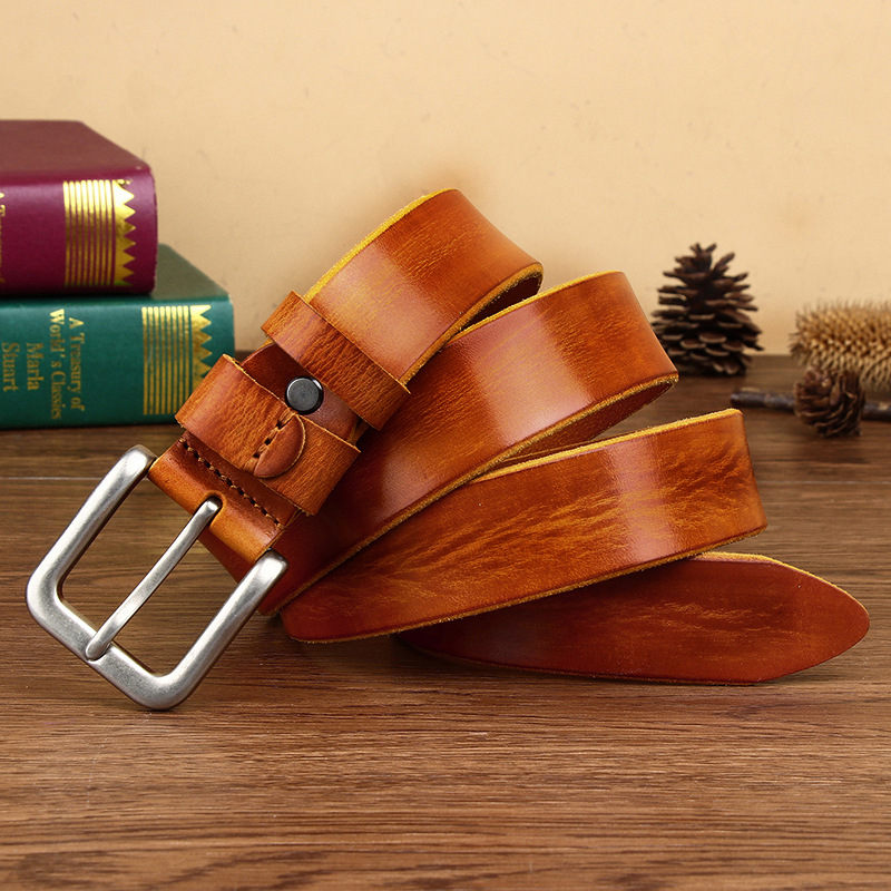 Remen od prve sloje teleće kože, ručna izrada, casual etno-retro stil, kopča od zlitine, kopčanje iglom, obrada: istrošen, bojanje, biljno tanjenje