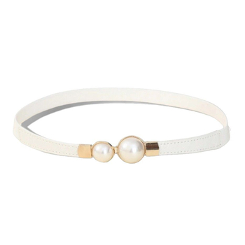 Ženska haljina od PU kože sa tankim pojasom i bisernom ukrasom (Materijal: PU koža; Spona pojasa: legura; Zatvaranje: pin kopča; Širina pojasa: tanak (<2 cm); Bisernа dekoracija)