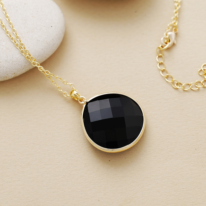 Labradorīta pilienu formas kaklarota ar vara pārklājumu ar īstu zeltu, oriģinālais dizains