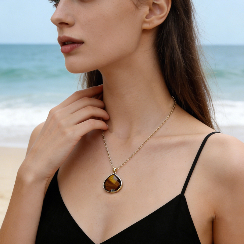 Kaklarota ar labradoritīgu ar ūdens piliens formas kulonu, franču stila dizains, oriģinālais dizains