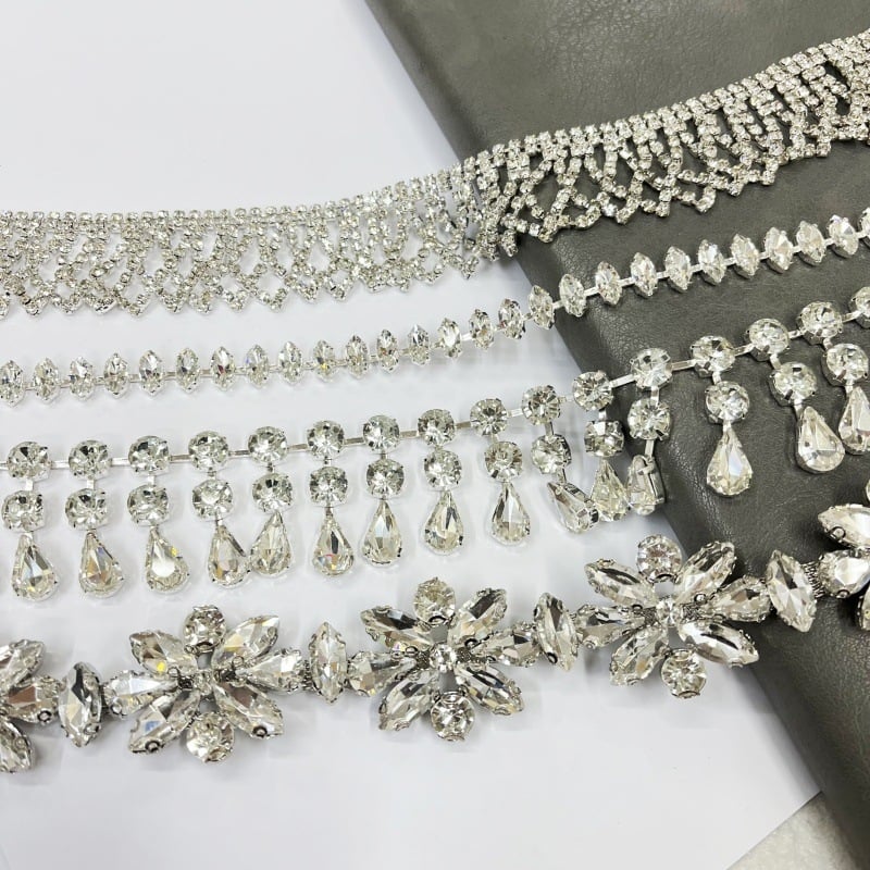 Rhinestone lanac - ručno izrađeni zavareni dekorativni lanac za odjeću, ovratnik, cvijet, šešir, haljinu; Materijal: Rhinestone chain; Primjena: ženska odjeća, haljine, dodaci; DIY