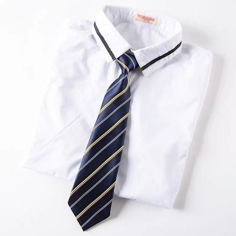 Γραβάτα-φιόγκος, προδεμένη – ριγέ σχέδιο; επένδυση πολυεστέρα; λουλούδι για γιακά; Χειμώνας 2022