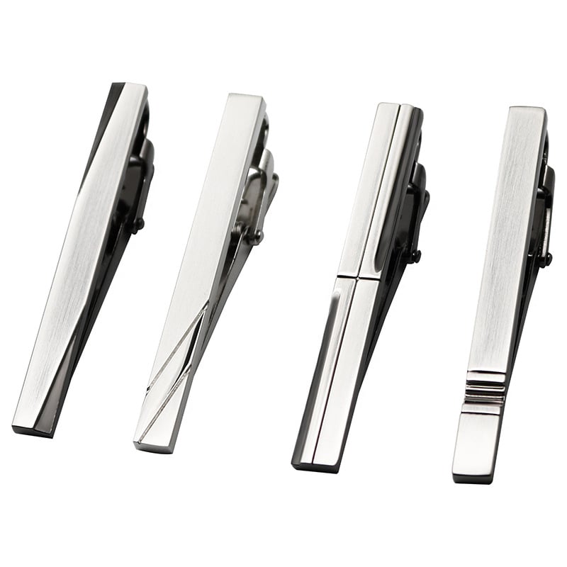 Nyakkendőcsipesz sárgarézből, téglalap alakú, lapos fejű, geometriai mintázat, gallérvirág design, önálló csomagolás