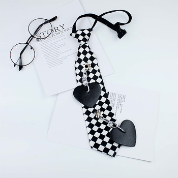 Nyakkendőkapocs, csomó nélküli kialakítás, gallér virág dísz, poliészter bélés, felnőtteknek